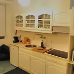 River Apartment-Magnificent Views